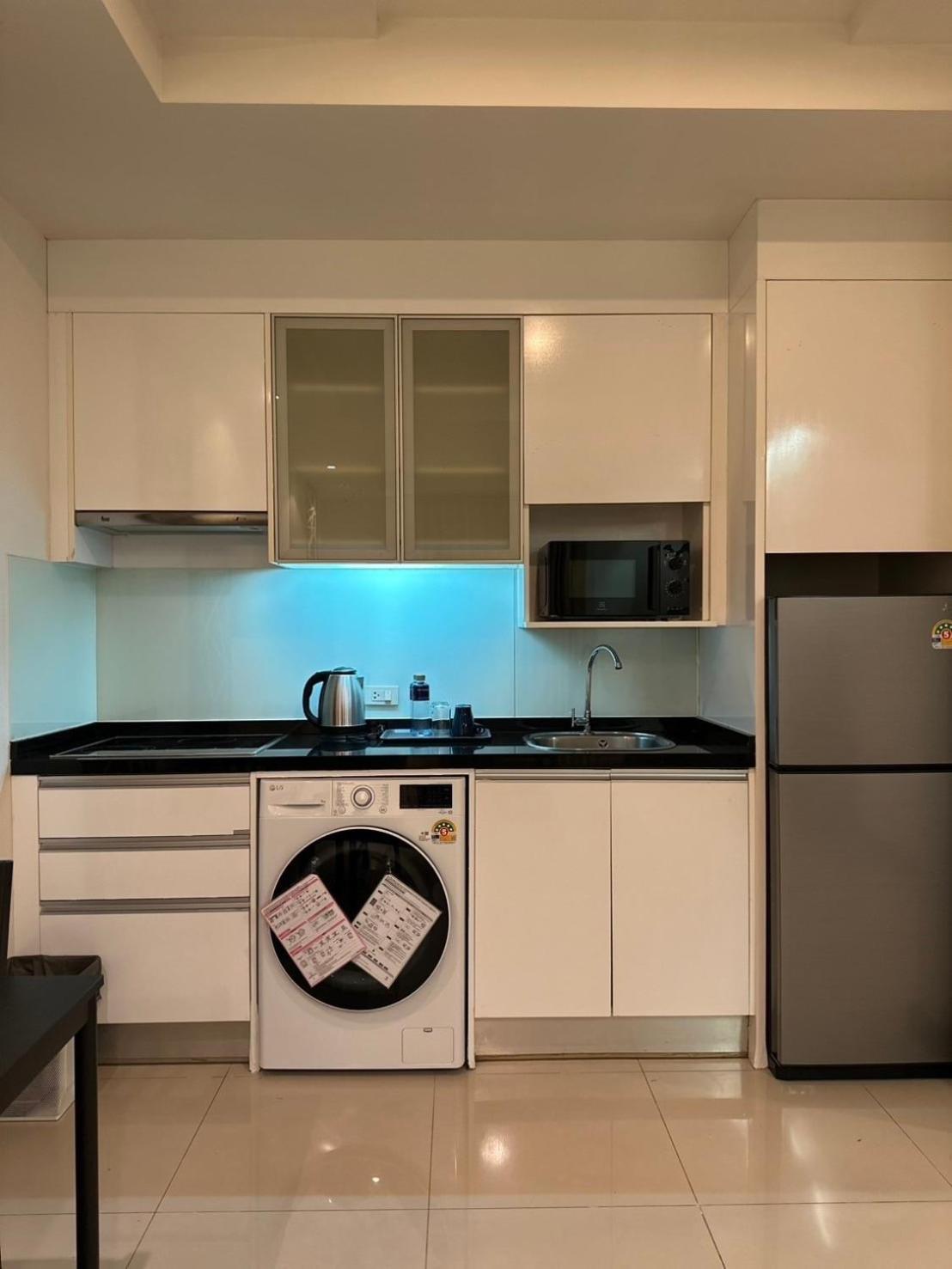 Charan Tower Residences By Aspira Bangkok Habitación foto